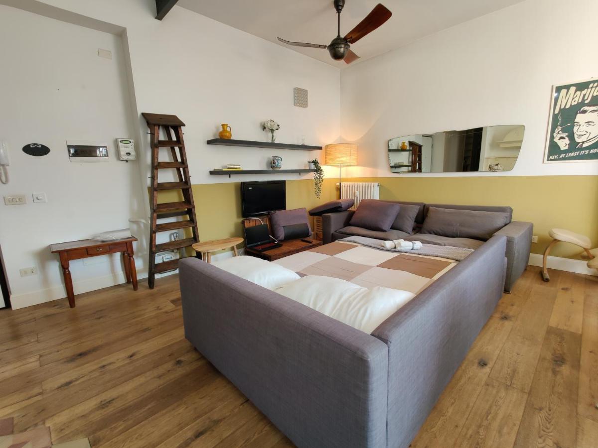 Appartement Elegante Trilocale A Milano Extérieur photo