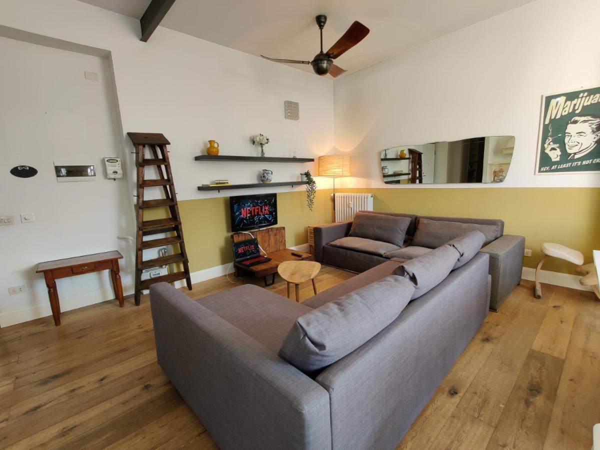 Appartement Elegante Trilocale A Milano Extérieur photo