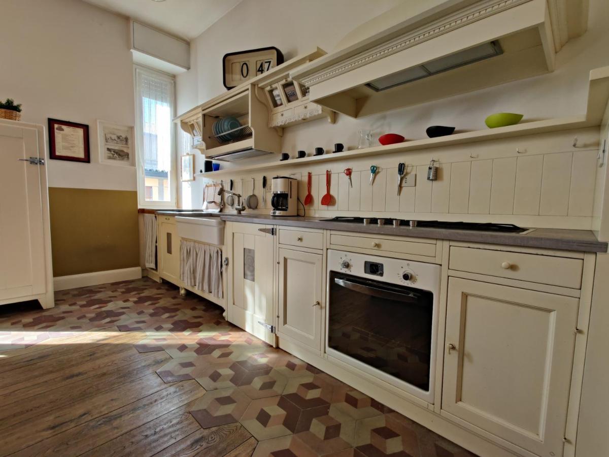 Appartement Elegante Trilocale A Milano Extérieur photo